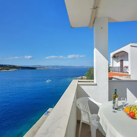 By The Sea Cove Pokrivenik, Hvar - 5231 Apartamento Gdinj