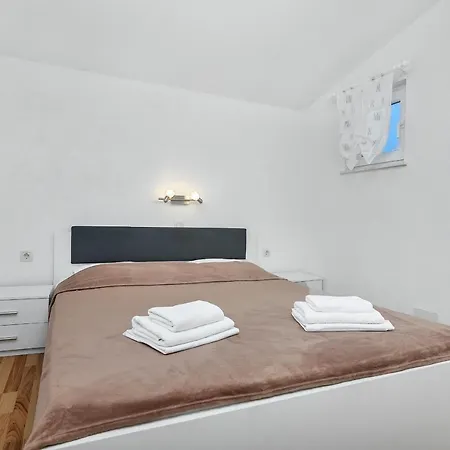 Apartamento By The Sea Cove Pokrivenik, Hvar - 5231 Gdinj
