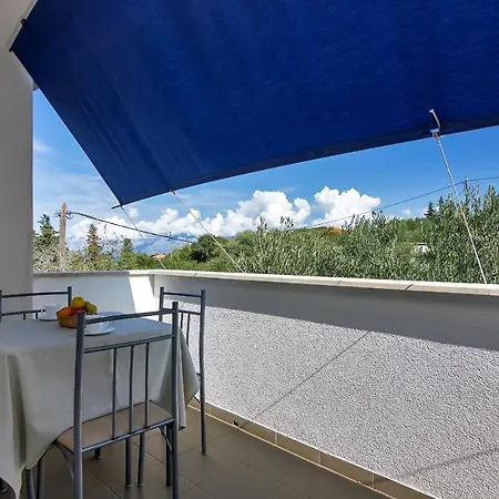 Apartamento By The Sea Cove Pokrivenik, Hvar - 5231